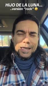 Aquí lo que se pide es noble y muy sencillo: Si van a hacer una “versión  rock” de Hijo de la luna, ESTUPENDO! Adelante; yo les animo a ello. Pero  que se trabajen su propia versión, con sus propios ...