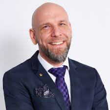 Thomas Pera: Finanzberater in Flensburg