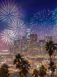 13 Los Angeles New Year S Eve Ideas To Ring In 2019 In Style Family New Years Eve New Years Eve Pictures New Years Eve Images