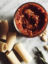 Sun Dried Tomato Pesto Recipe For Italian Pasta Gourmet Project Recipe Pesto Recipe Italian Recipes Easy Almond Recipes