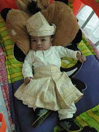 Acara selanjutnya yang adalah susunan acara aqiqah yang paling utamaa, yakni acara pencukuran rambut anak anda. Gambar Baju Yang Serasi Buat Acara Haqiqah Anak 98 Gambar Baju Aqiqah Bayi Lelaki Kekinian Modelbaju Id 50knovelidea Wall
