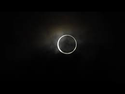 Last month's super flower blood moon lunar eclipse was hardly the only exciting celestial from any one point along this annular solar eclipse path, the middle or annular or 'ring of fire' stage of the eclipse lasts a maximum of 3 minutes 51. Live Watch The Only Annular Ring Of Fire Solar Eclipse Of 2019 å›´è§‚2019å¹´åº¦æœ€åŽä¸€åœºå¤©æ–‡å¥‡è§‚ Youtube