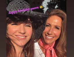 Gaynor Faye (@msgfaye) • Instagram photos and videos