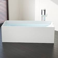 How many gallons does a garden tub hold. How Many Gallons Does A Bathtub Hold Badeloft