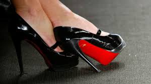 Check out our manolo blahnik selection for the very best in unique or custom, handmade pieces from our pumps shops. Louboutin Pierde La Exclusiva De Las Suelas Rojas