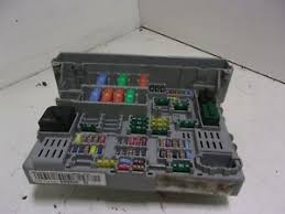 Fuse and relay box diagram bmw e90. 06 08 Bmw E90 3 Series Power Distribution Fuse Box 6906609 Oem Asm13 Ebay