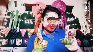 Paco muy emocionado entró a la escuela allí llego al 1° grado, grupo a uno por uno se presentaron hasta que le tocó a paco muy emocionado dijo: Cuento De Paco El Chato Youtube