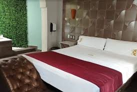 ᐅ Motel Tutsy Opiniones y Precios【Reservar 33 2200 8469...】