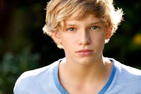 Bieber-Mania Sparks Search for the Next Teen Sensation