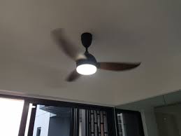 The beech hollow outdoor ceiling fan is designed and engineered for large spaces exposed to moisture and humidity including porches, patios, sunrooms, and bathrooms. Ceiling Fan 46 Dc Fan W 3 Lights W Remote Control Furniture Home Living Lighting Fans Fans On Carousell