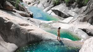 Trouver Les Piscines Naturelles De Purcaraccia En Corse Les Aventures De Leadorablee
