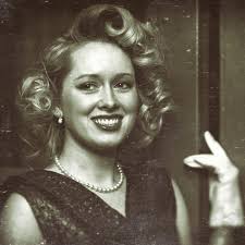 Amanda Healy and Sandford Selznick's Wedding Website