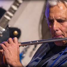 The great Steve DeConti w/Quartet always bringing such special vibes to the  room! Don't miss his show this Friday, 7pm at the Pump!