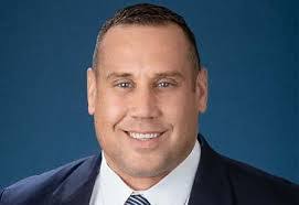 Noel Malave's Instagram, Twitter & Facebook