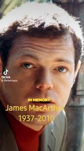 Alex Macarthur Actor