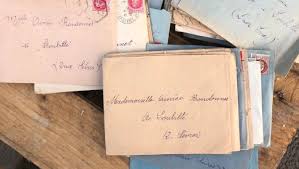 0.21 mi from city center. 200 Lettres D Amour Datant De La Seconde Guerre Mondiale Sauvees In Extremis Dans Une Dechetterie