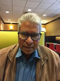 Domino Symmetry?! those last few dominoes though 😅 built by @mariojoachimi  with #H5dominocreations