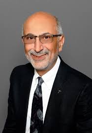 Professor-from-the-College-of-Engineering-was-awarded-the-Presidents-Meritorious-Faculty-Service-Award