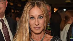 653,837 likes · 330 talking about this. Sarah Jessica Parker Alleine Und Gemutigt Intouch