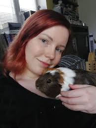 I (Yvonne) have bad news. On Thursday, April 4, 2024, at 2:00 PM,  Queen👑Uniek became ill, she was visibly in pain. The vet came urgently and  gave her painkillers. Unfortunately, this did