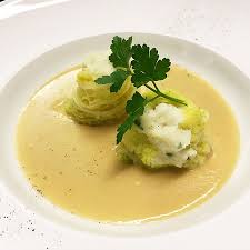 E mi raccomando di non aggiungete formaggi, o sostituirli con versioni vegane, perchè ne rallentano l'assorbimento. Involtino Di Verza Con Baccala Mantecato Su Crema Di Cannellini Picture Of Vineria Barbot Cuorgne Tripadvisor