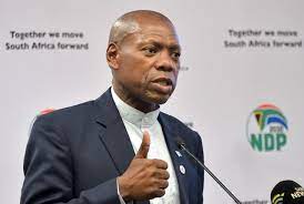 Health minister zweli mkhize and his staff took on the dance challenge for heritage day. Jbdw9i3kvq6mrm