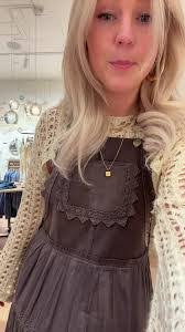 Angela Osteen's Instagram, Twitter & Facebook