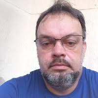 40+ perfiles de «Cesar Portes»