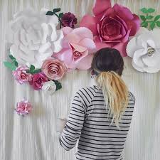 Venerdi Nonche Primo Febbraio Inizia Il Mese Degli Annamorati Come Dice Thomas E Io Vi Propongo Fiori Giganti Loveisint Fiori Giganti Fiori Atelier