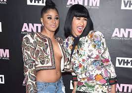 Hennessy carolina is a reality star, influencer, and burgeoning fashion designer—so let's go ahead and get to know her. Hvneycake Hennessy Carolina Cardi B Sister Cardi B