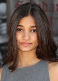 Photos : Pia Mia transformée en un clone inquiétant de Kylie Jenner !