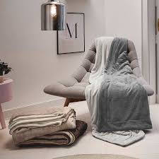 Otroške jakne in brezrokavniki za dečke v spletni trgovini s.oliver. Welt Der Decken De S Oliver Double Soft Decke 1280