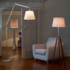 Artemide Tolomeo Mega Terra Floor Lamp Con Immagini Illuminazione Soggiorno Lampade Da Terra In Legno Lampade Soggiorno