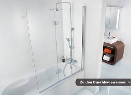 Die glastür öffnet sich nach innen und ist. Fur Das Badezimmer Eine Dusche Oder Badewanne Losung Dschbadewannen