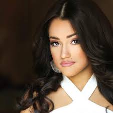 Lyndzie Hack Photography