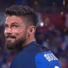 Giroud was up against his old club and looked like he could be a threat in this big game, but he wasn't at his best at any point. Giroud Gifs Get The Best Gif On Giphy