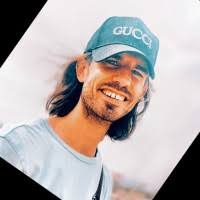 30+ "Damien Hébert" profiles