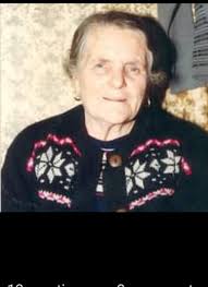 I posted a version of this song called 'Peter Heaney' by Willie Reilly last  week. A song about how he met his wife Annie, the daughter of Martin 'The  Thrush' McDonagh and