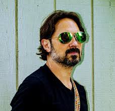 Michael Botte's Instagram, Twitter & Facebook