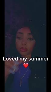 Bianca Mills (@biancamills)