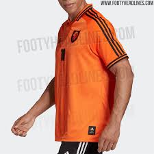 Dabei sind die begriffe nicht wortwörtlich zu nehmen, auch wenn es hier einige heimmannschaften geben wird. Inspiriert Von Holland 1988 Spektakulares Adidas Em 2020 Amsterdam Trikot Geleaked Nur Fussball