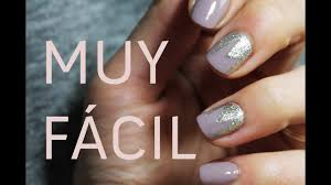 Pero hay que tener mucho cuidado con la manicura con esmaltes semipermanentes. Unas Decoradas En Gris Topo Y Plata Elegante Discreto Y Muy Facil Youtube