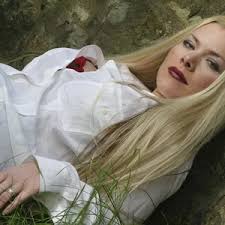 History : Amanda Somerville : Library : MusicHeartsFM