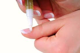 7 Remedes Maison Pour Renforcer Les Ongles Fragiles