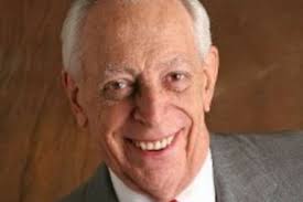 Dallas banker and lifelong civil servant Max Wells dies at 88