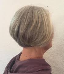 There are multiple layers in this look and it falls under the best hairstyles for women over 60 who desire short and lively hairdos. The Best Hairstyles And Haircuts For Women Over 70