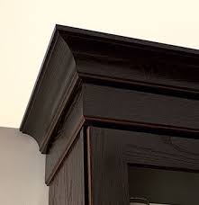 Pin By Becky Wellington On Kitchen Cabinet Exterior Crown Moulding Kitchen Cabinets Crown Molding Kitchen Kitchen Cabinet Crown Molding