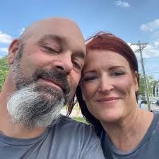 Rustic cabin rentals in Ohio with wood fireplace?