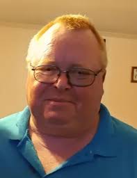 Lee Kyser's Instagram, Twitter & Facebook