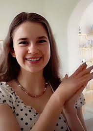 So adorable , Karolina 🎶🎻🥰💗